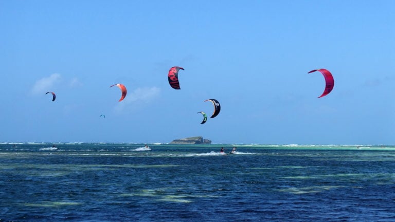 Kitesurfen in Watamu in Kenia Afrika