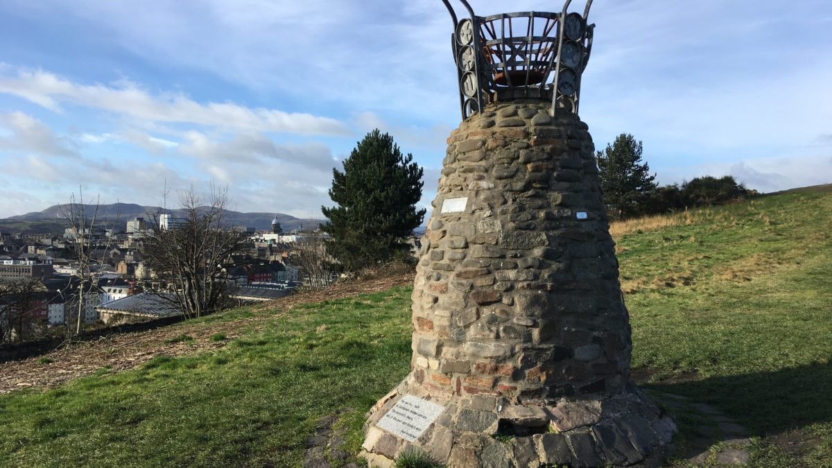 Jane Haining Gedenkstein auf dem Calton Hill in Edinburgh