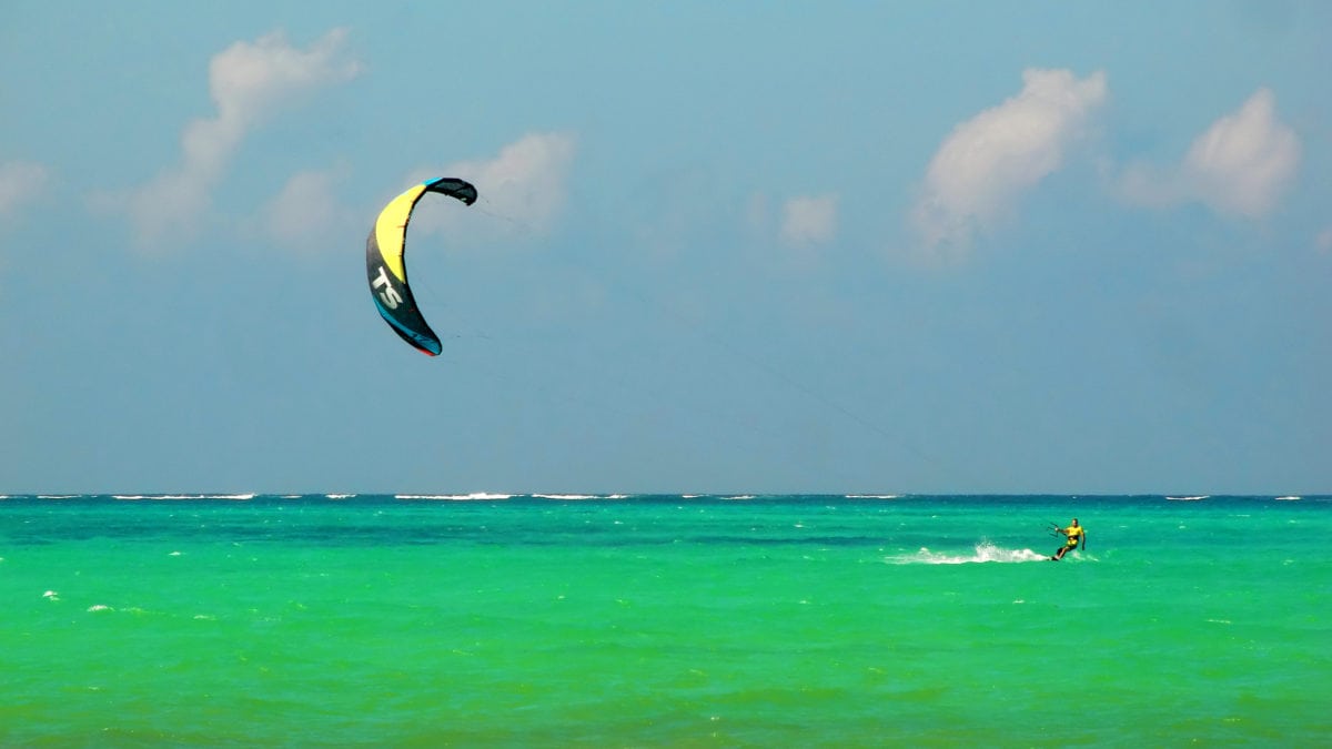 Kitesurfer auf Sansibar