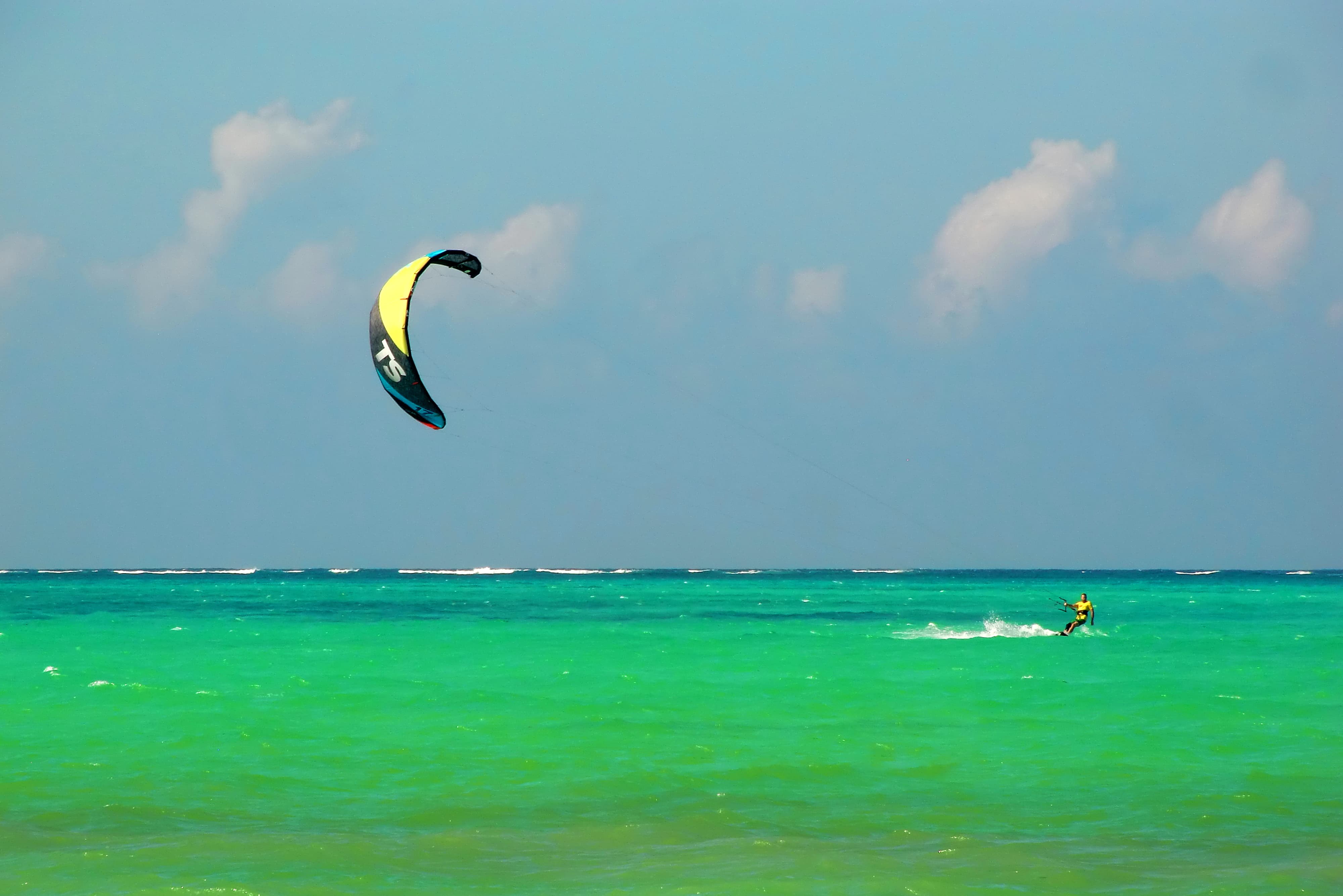 Kitesurfer auf Sansibar