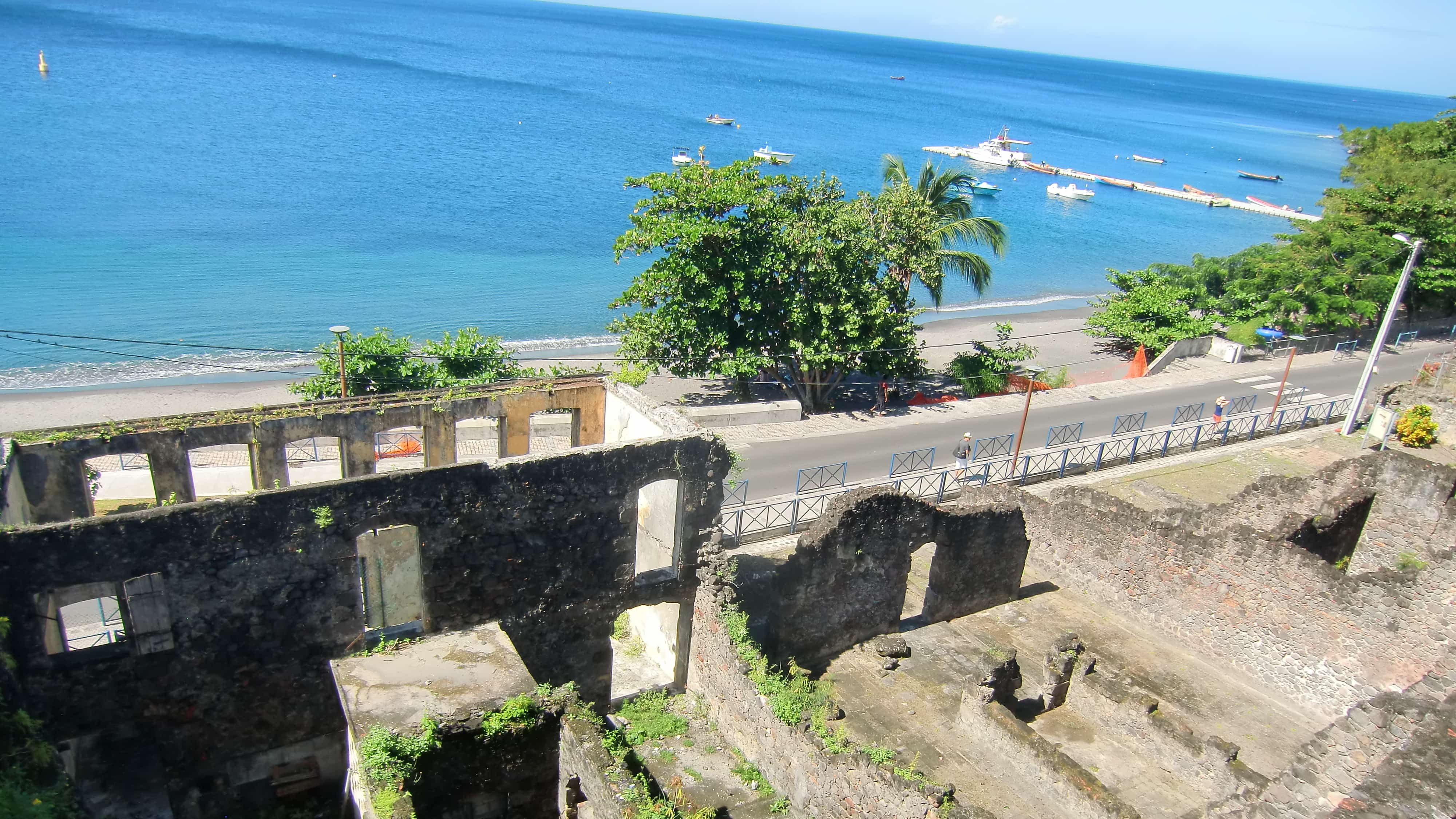 Die Ruinen von St. Pierre auf Martinique