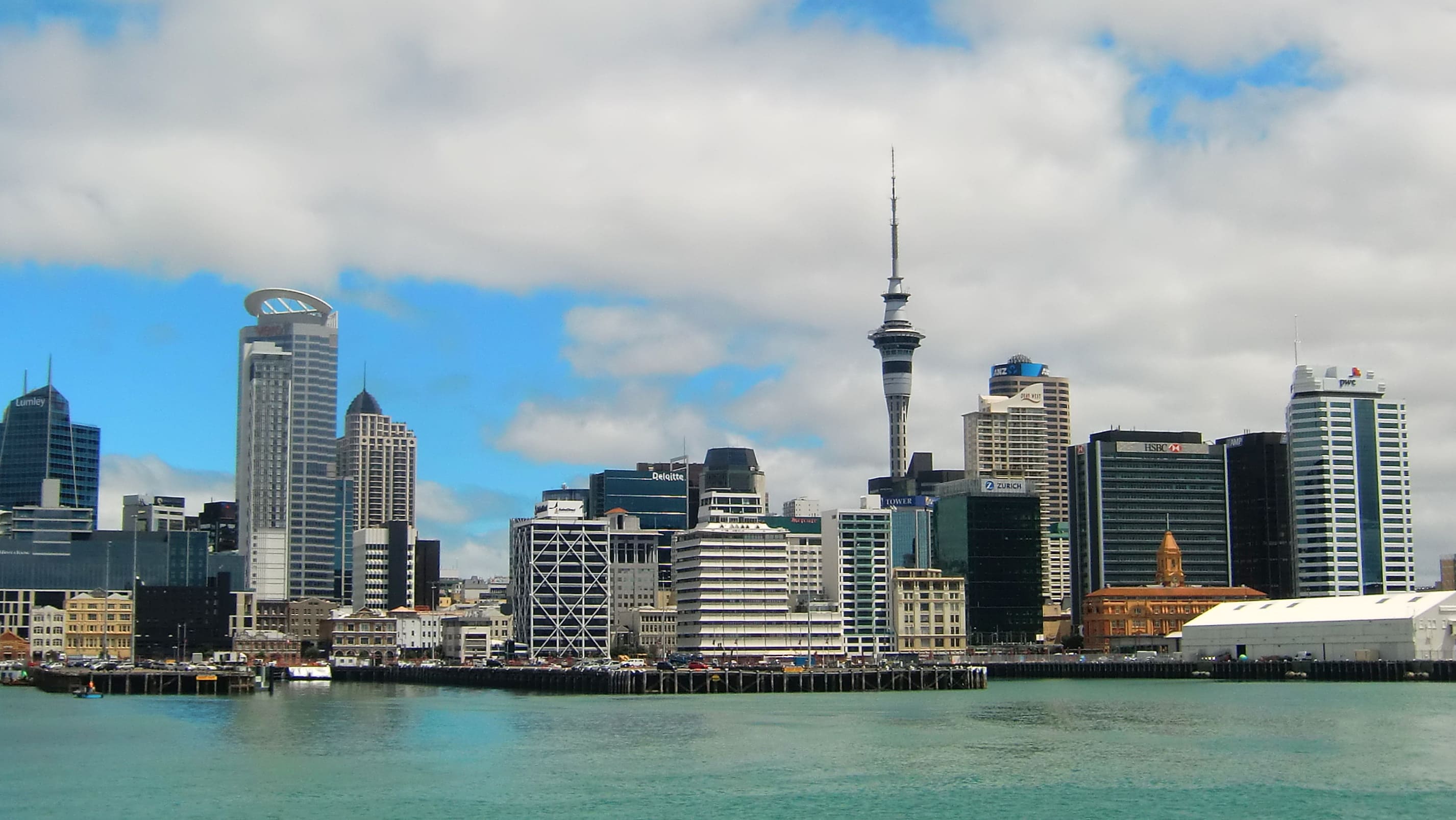 Die Skyline von Auckland in Neuseeland