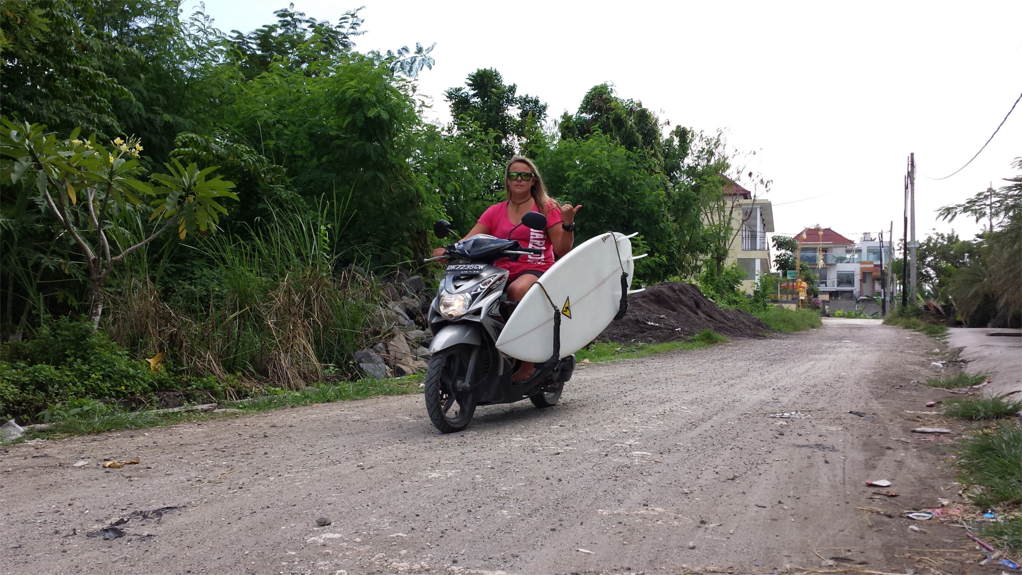 Mit der richtigen Vorbereitung konnte Ramona in ihrem Urlaub jeden Tag surfen.