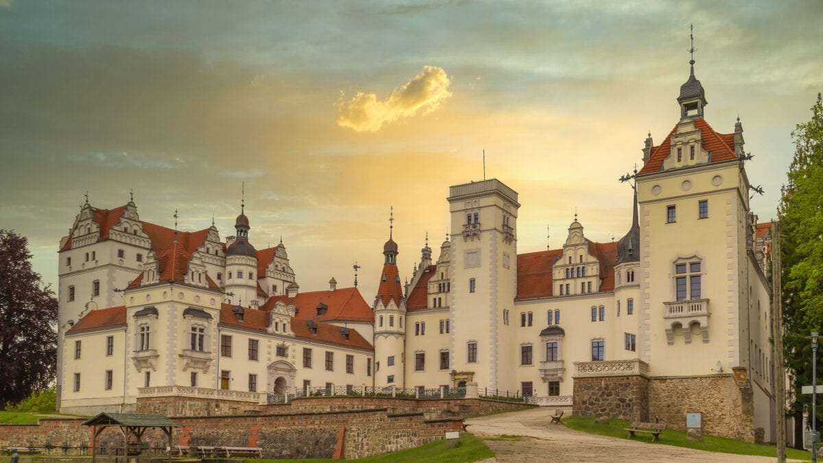 Schloss Boitzenburg liegt inmitten eines Wandergebiets in Brandenburg