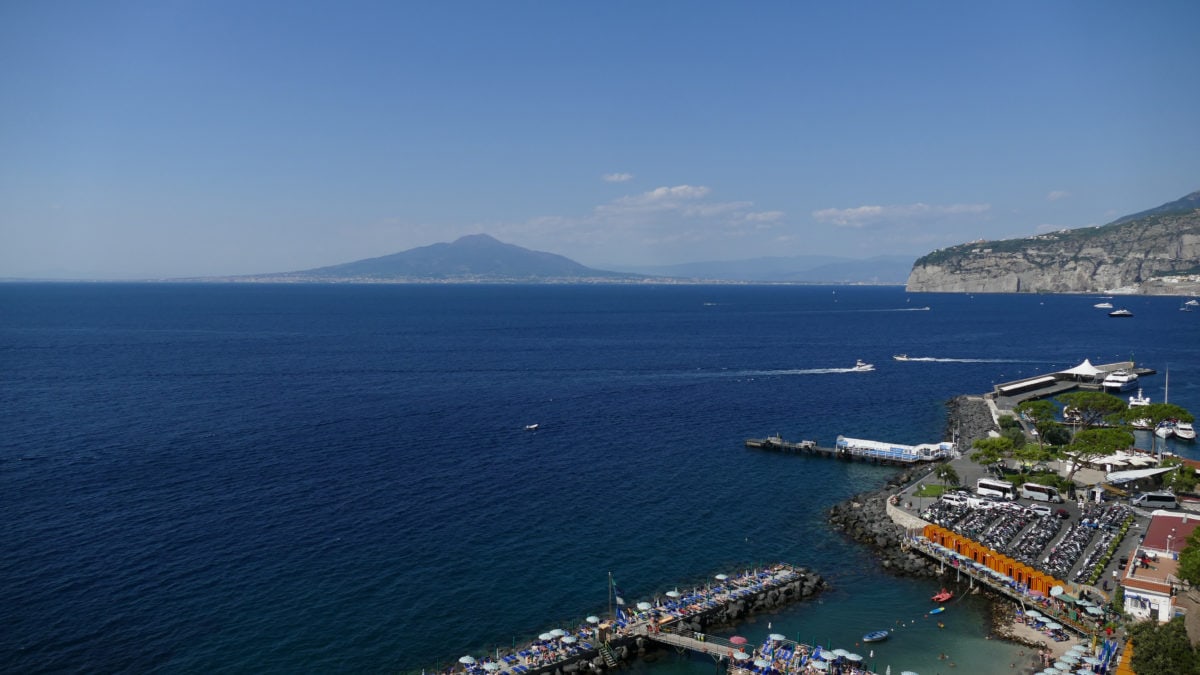 Blick von Sorrent über den Golf von Neapel