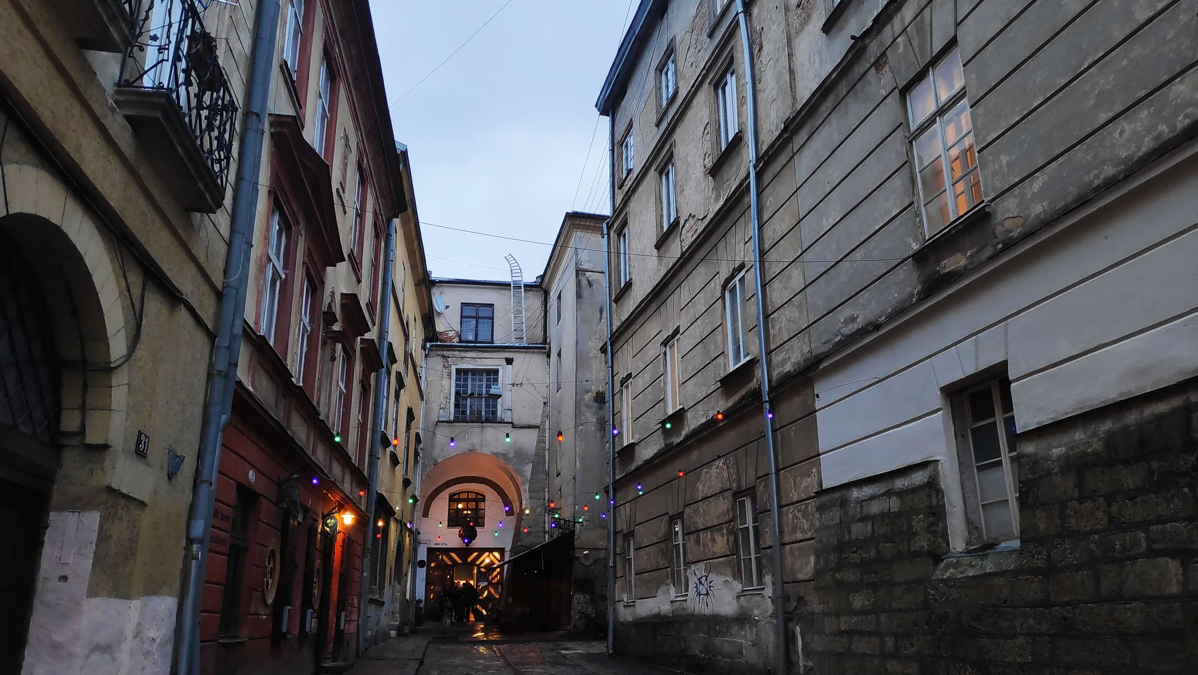 Weihnachtsbeleuchtung in Lviv in der Ukraine